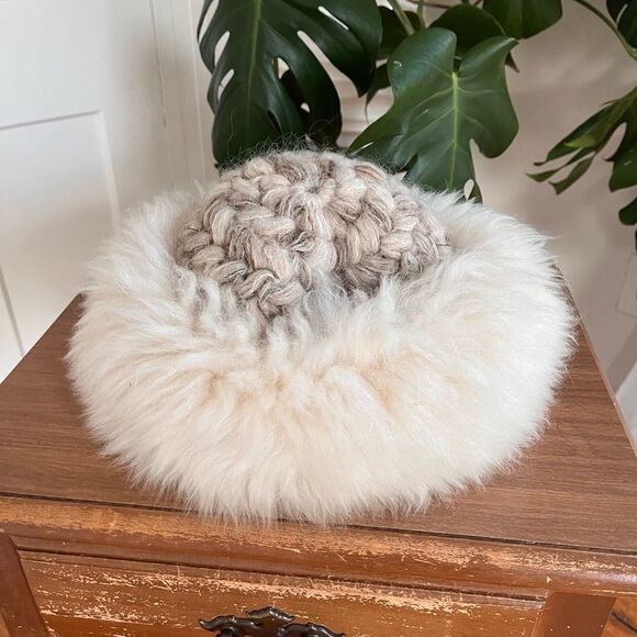 Vintage Shearling Fur Cossack Hat Cream Mongolian Fur Russian Style Winter Hat main image 3